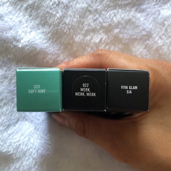 MAC Lipstick Bundle!💗 - Picture 2 of 5